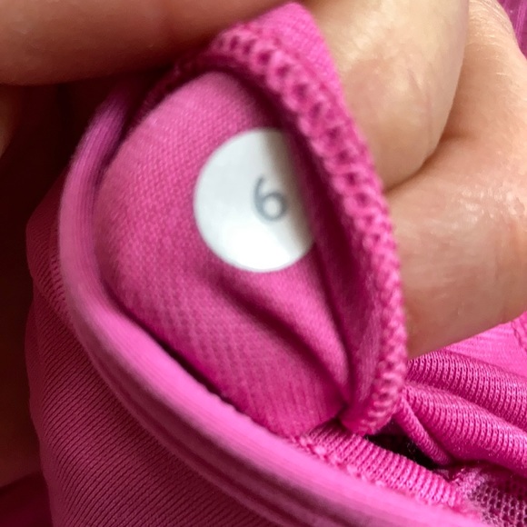 Lululemon Tank - Picture 4 of 4